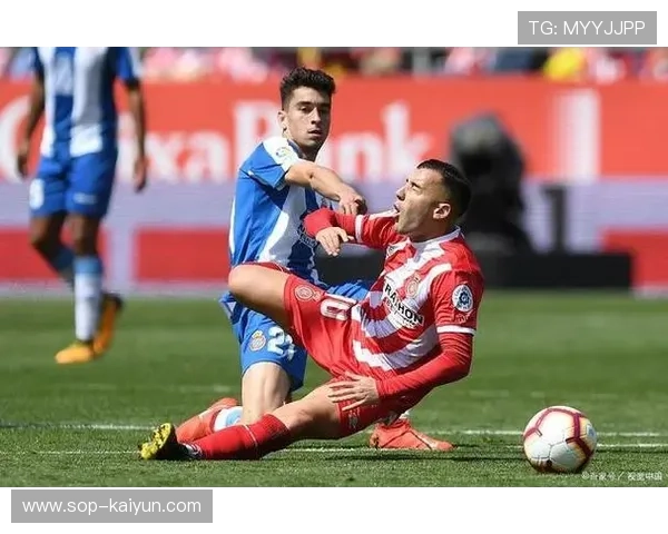 比利亚雷亚尔客场挑战帕福斯，两翼换速战术压制升班马